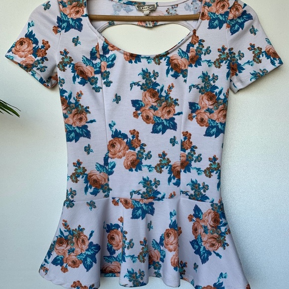 Small, Kirra, vintage floral print peplum top - Picture 6 of 10